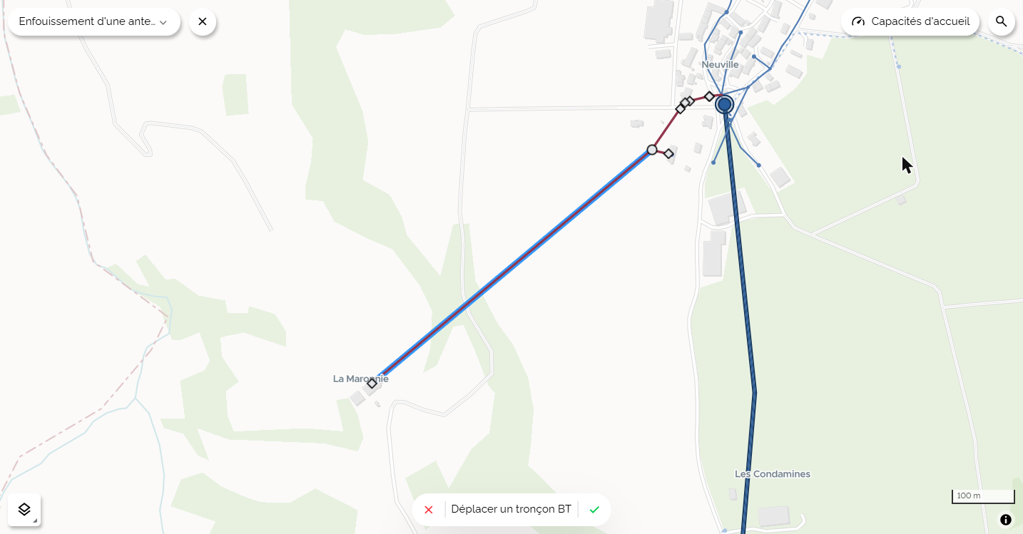 Tronçon en cours de déplacement, points de tracé visibles