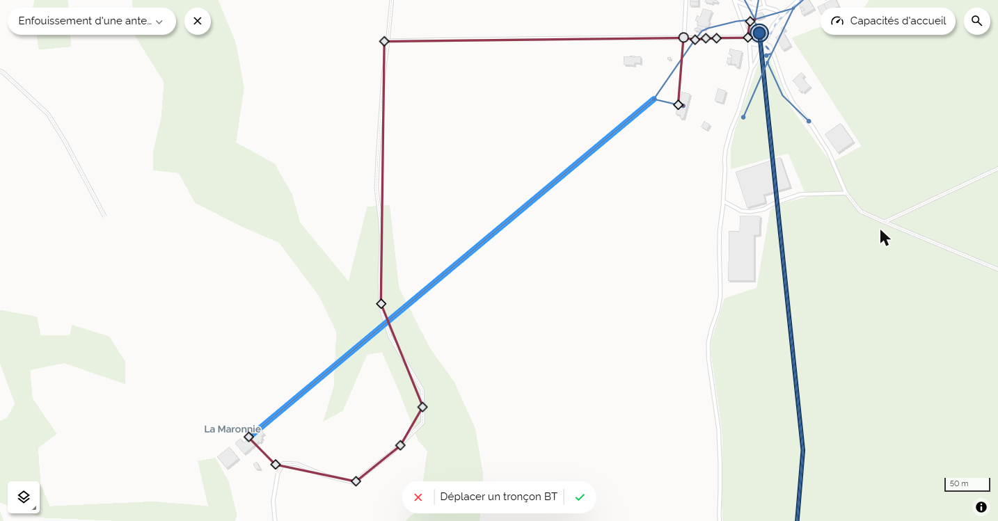 Nouveau tracé souterrain le long de la voirie, comparé à l'ancien tracé aérien